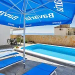 Nadea - With Private Pool * Makarska