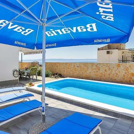Nadea - With Private Pool * マカルスカ