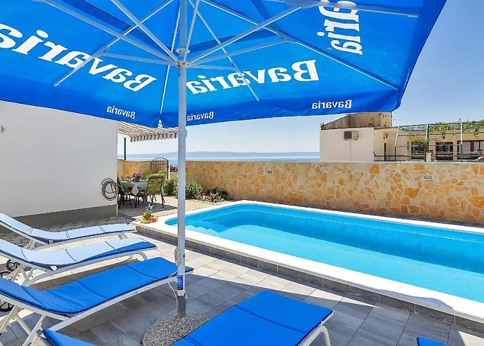 Nadea - With Private Pool * Makarska